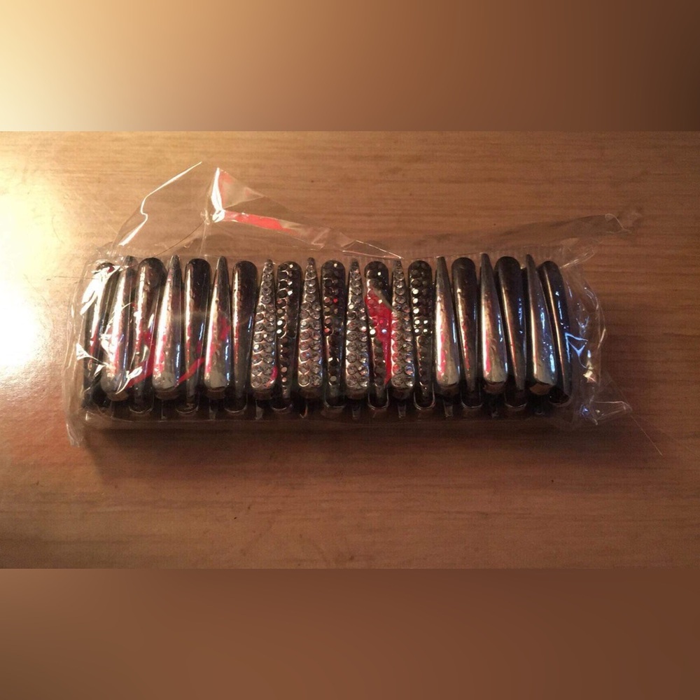 New In Package Stretchy Bracelet